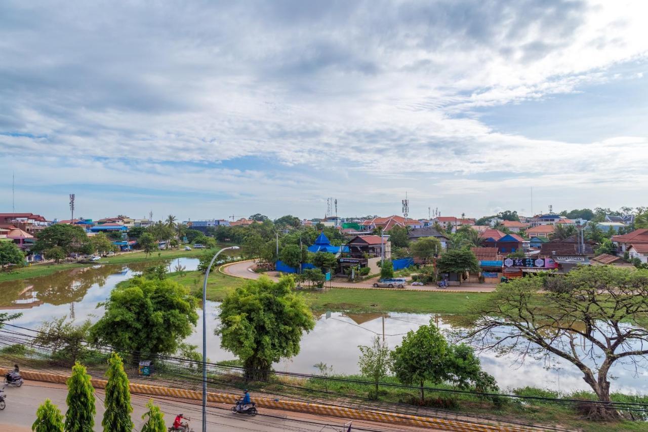 Siem Reap Riverside Hotel Ngoại thất bức ảnh